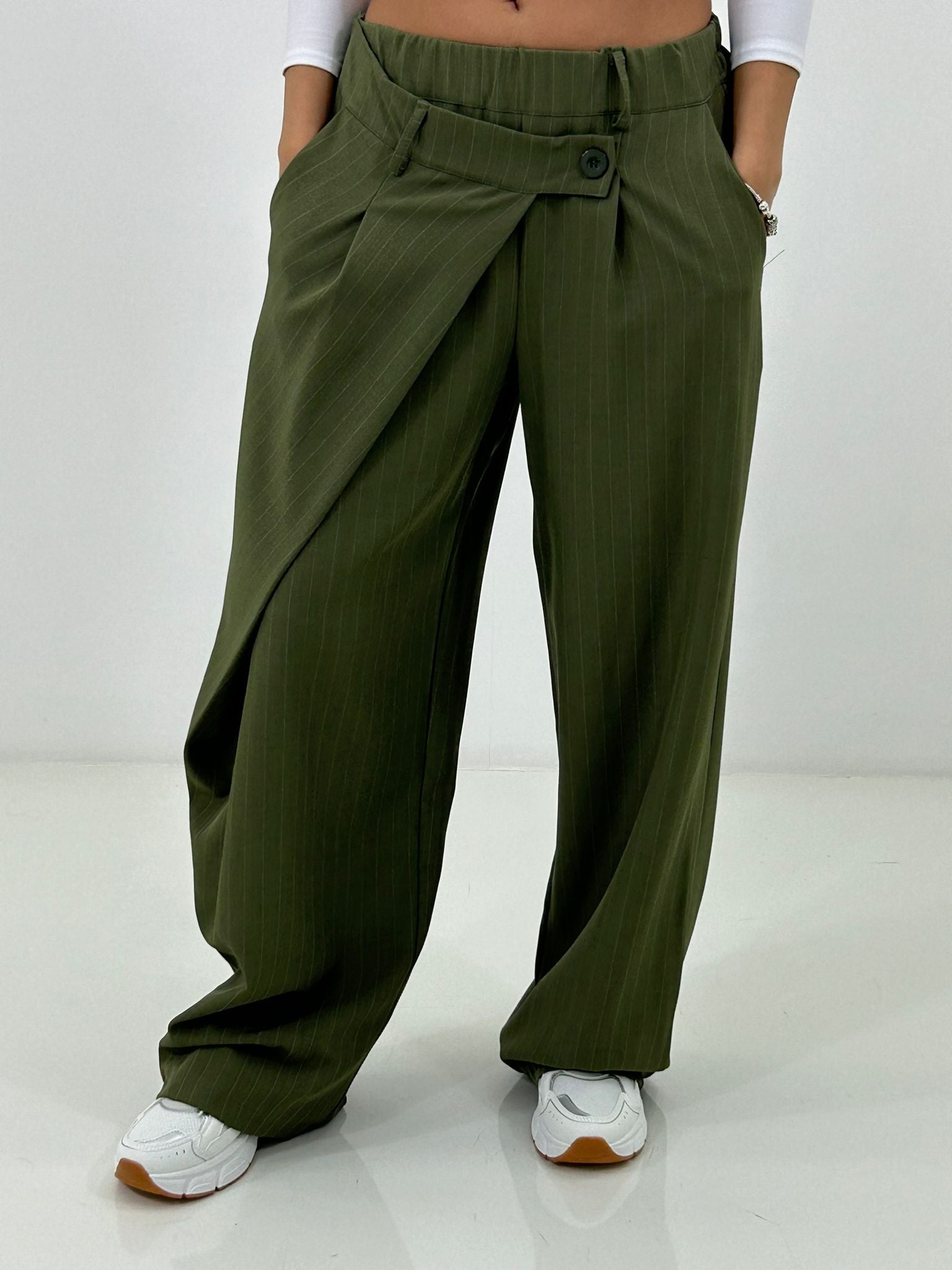 Eleganckie spodnie w paski