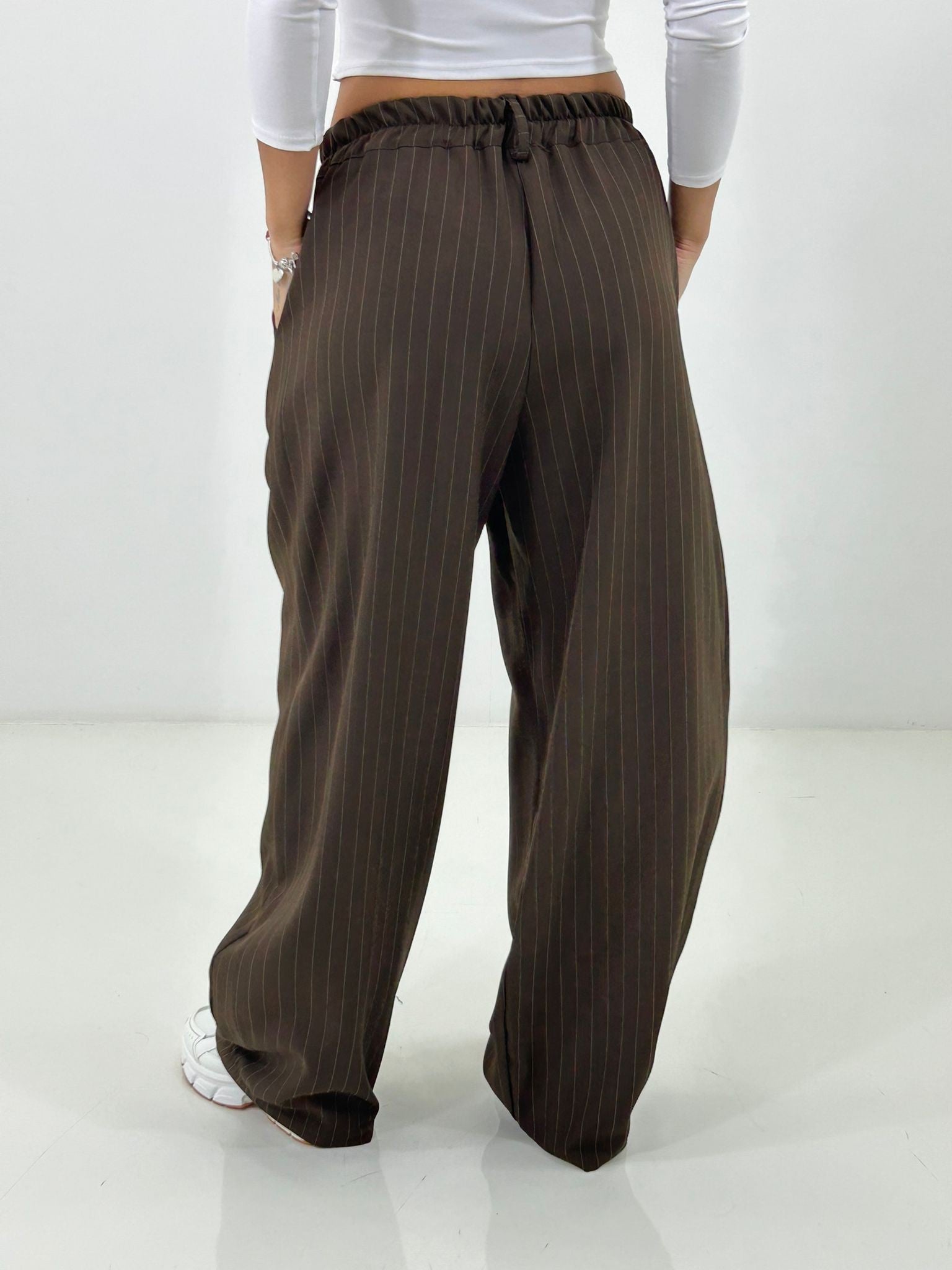 Eleganckie spodnie w paski