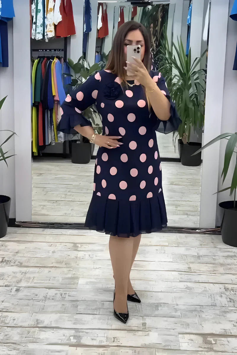 Pia – Elegancka i komfortowa sukienka midi